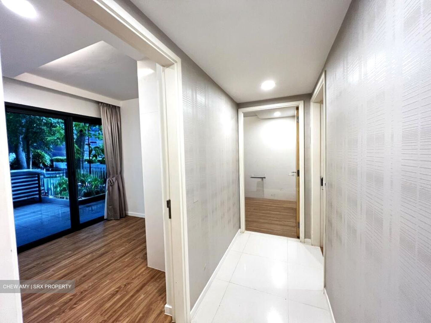 The Lakefront Residences (D22), Condominium #511912081